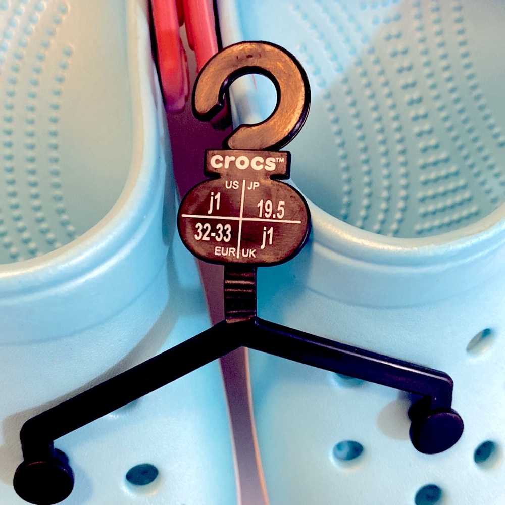 NWT CROCS Crocband Ice Blue/White/Pink. Kids Size US J1. Everyday Outdoors. - Picture 11 of 13